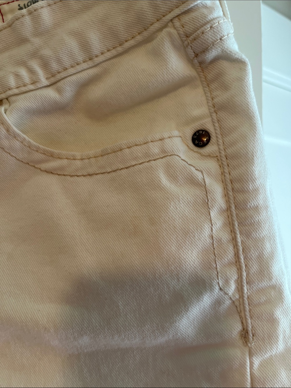 Levi Brand Women's Cream Denim Shorts - Classic High-Rise Style - Picture 7 of 10
